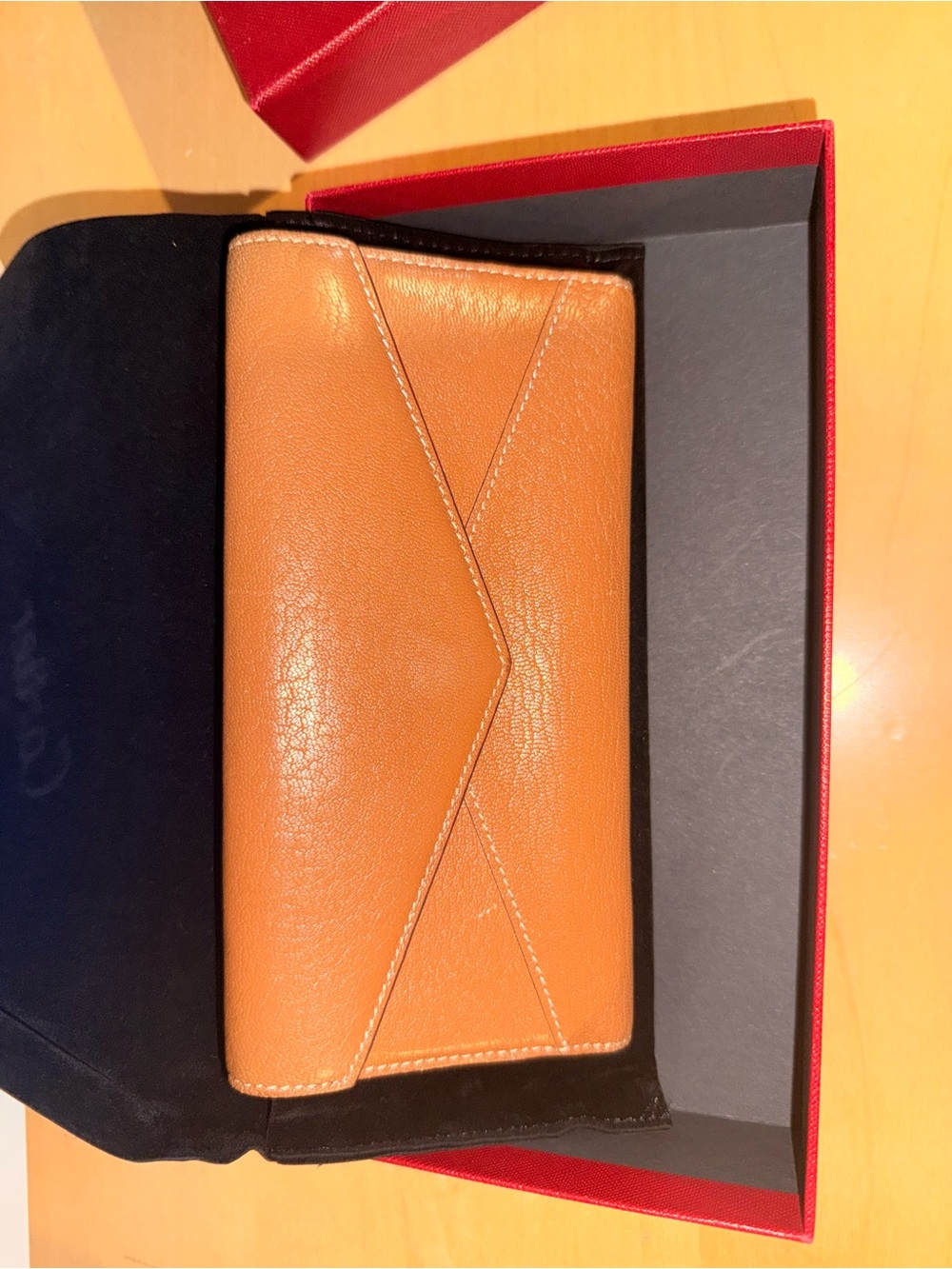 Cartier Red Box with Gold Script - Picture 7 of 8